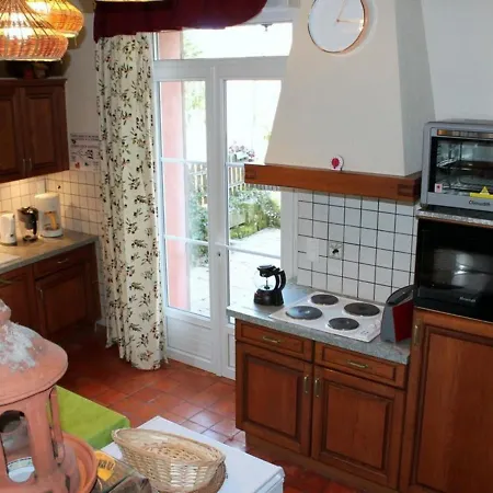 Eclaron-braucourt-sainte-liviere, 5 Pieces, 8 Personnes - Fr-1-611-8 Holiday home *